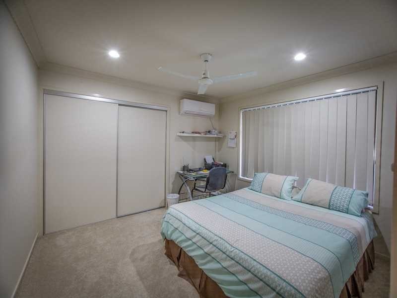 99 Roberts Drive, Maudsland QLD 4210