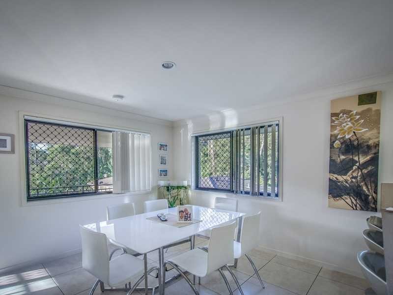 99 Roberts Drive, Maudsland QLD 4210