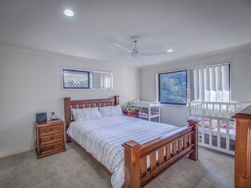 99 Roberts Drive, Maudsland QLD 4210