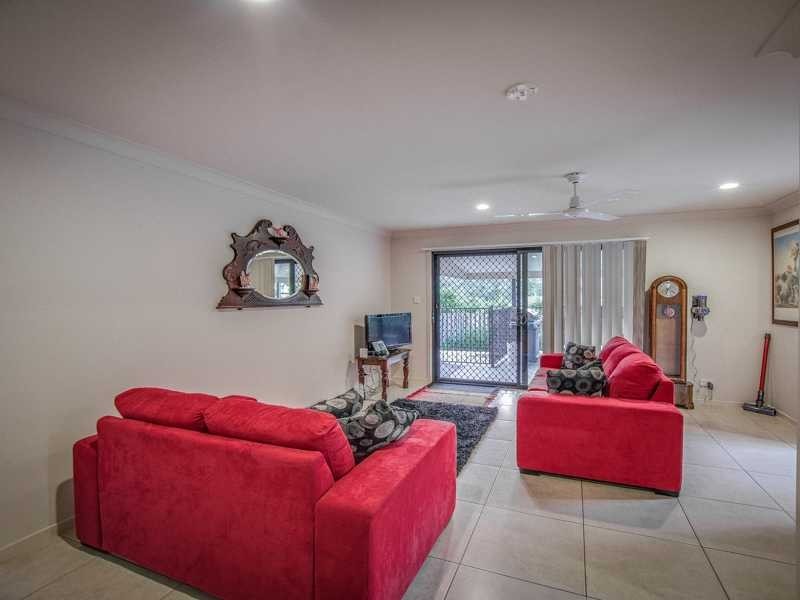 99 Roberts Drive, Maudsland QLD 4210