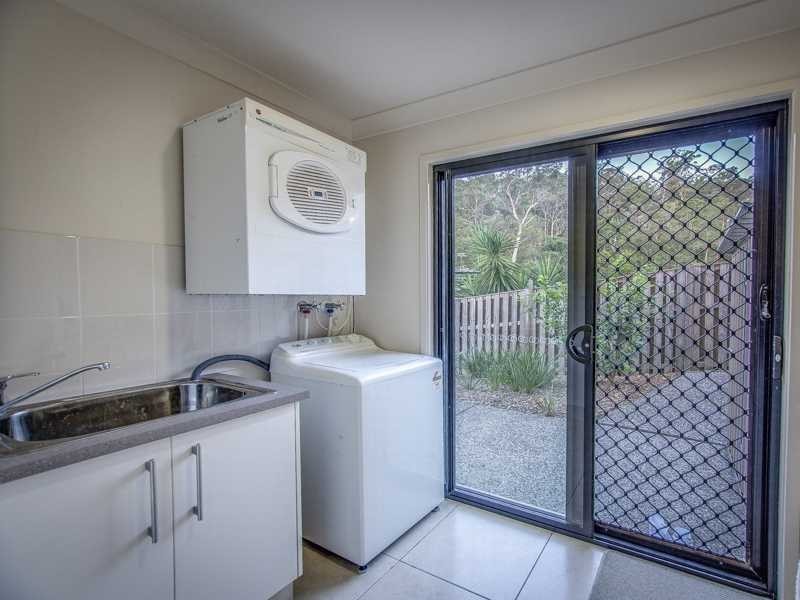 99 Roberts Drive, Maudsland QLD 4210