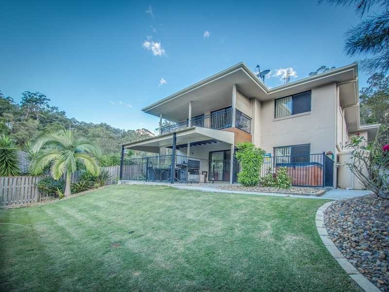 99 Roberts Drive, Maudsland QLD 4210