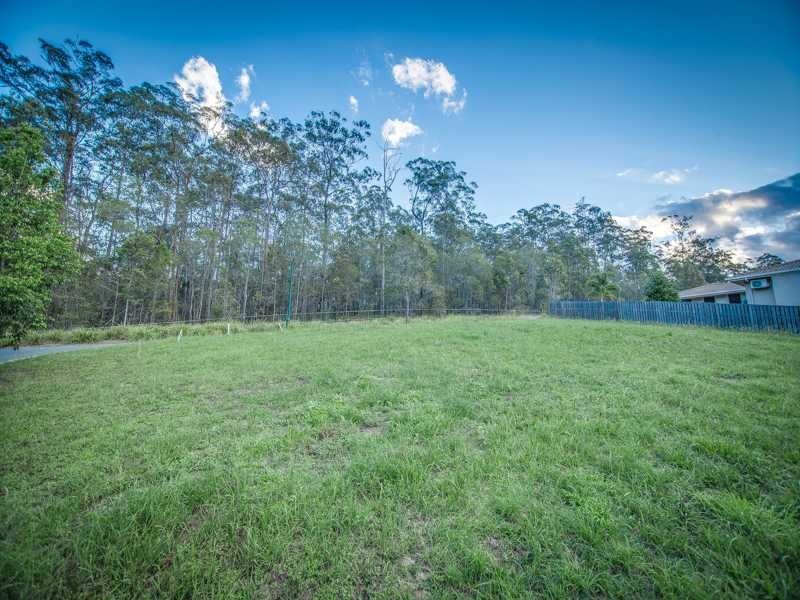 99 Roberts Drive, Maudsland QLD 4210