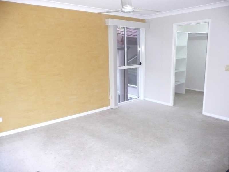 25 Gainsborough Drive, Varsity Lakes QLD 4227