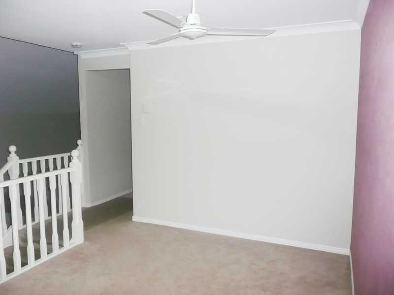 25 Gainsborough Drive, Varsity Lakes QLD 4227