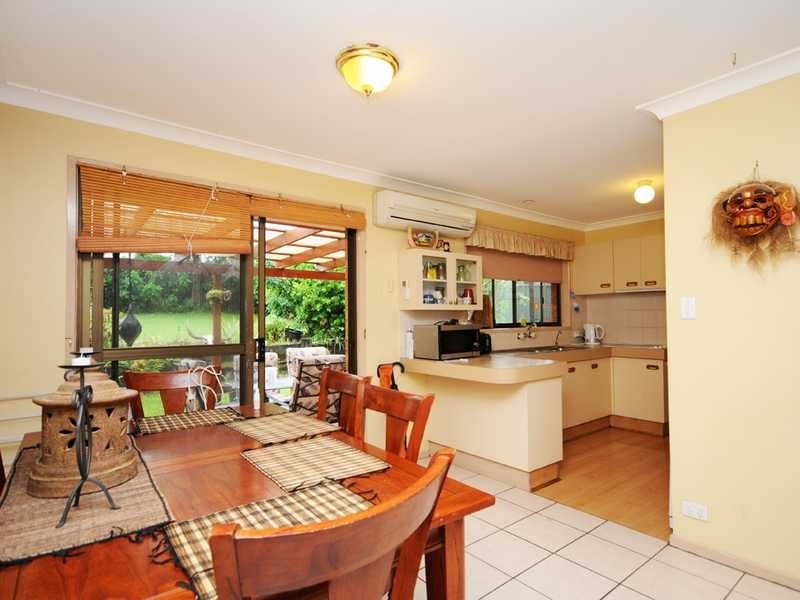 14 Bushtree Court, Burleigh Waters QLD 4220
