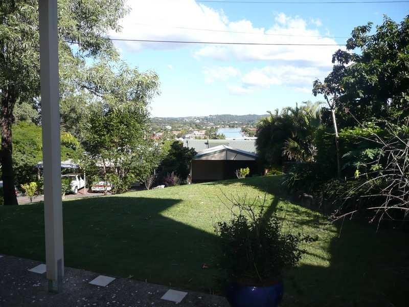 89 Ocean Parade, Burleigh Heads QLD 4220