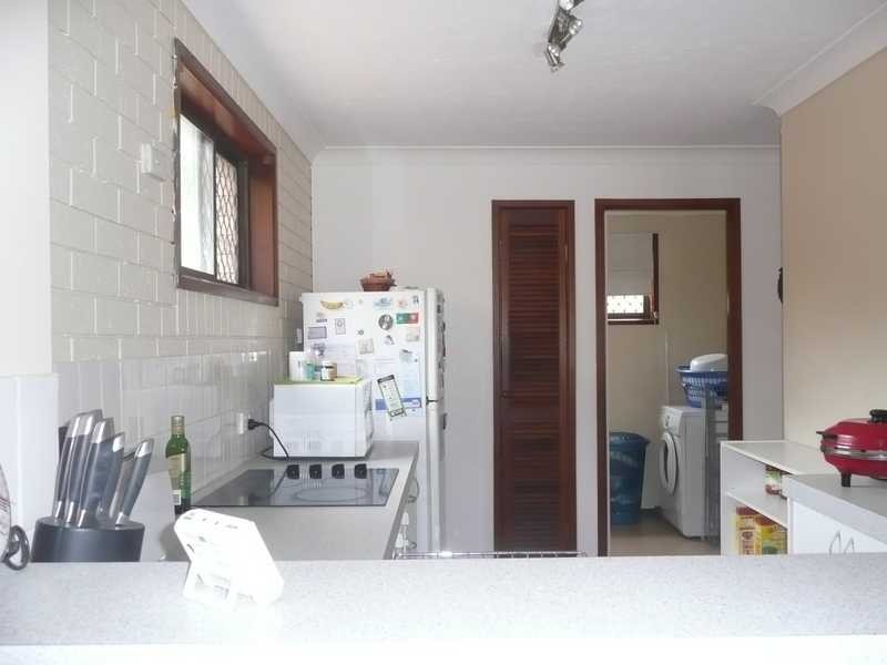 8/105 Christine Avenue, Burleigh Waters QLD 4220