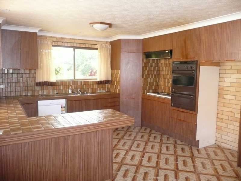 19 Aruma Avenue, Burleigh Waters QLD 4220