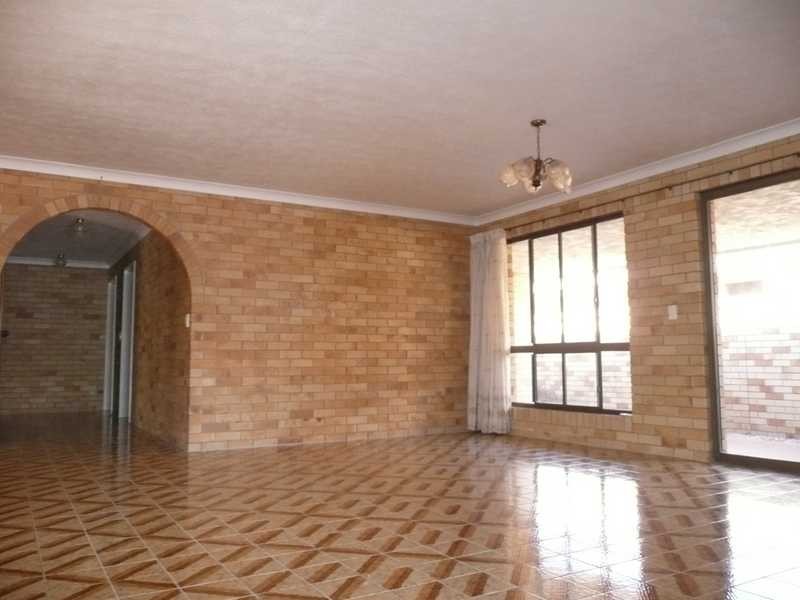 19 Aruma Avenue, Burleigh Waters QLD 4220