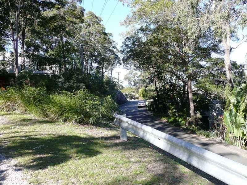 109 Ocean Parade, Burleigh Heads QLD 4220