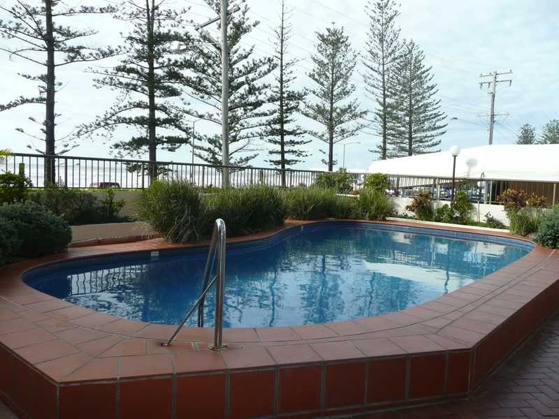 1/60 Goodwin Terrace, Burleigh Heads QLD 4220