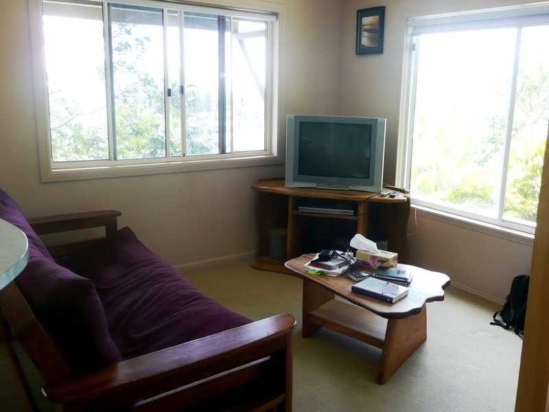 30 Hill Avenue, Burleigh Heads QLD 4220