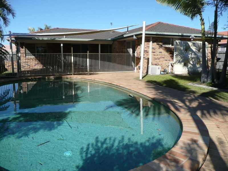 86 Cassowary Drive, Burleigh Waters QLD 4220