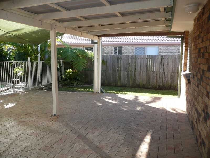 86 Cassowary Drive, Burleigh Waters QLD 4220