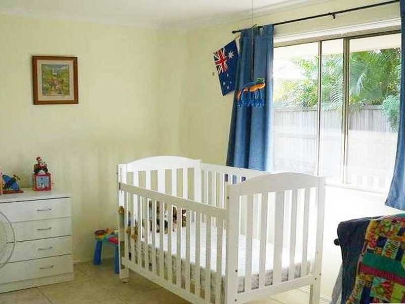 24 Southlake Drive, Varsity Lakes QLD 4227