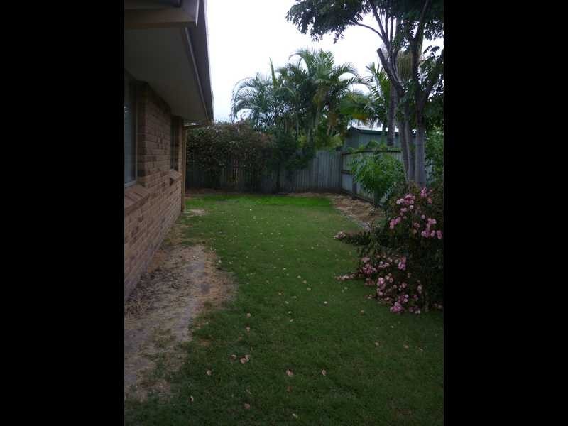 24 Southlake Drive, Varsity Lakes QLD 4227