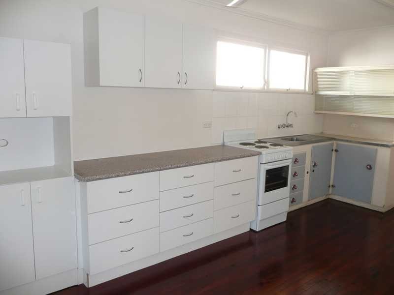 132 Sunshine Parade, Miami QLD 4220