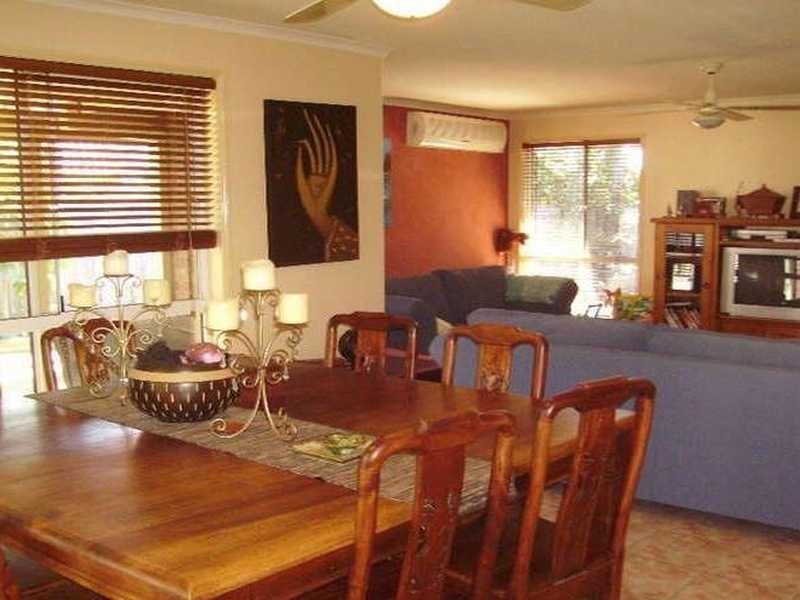 82 Cumberland Drive, Varsity Lakes QLD 4227