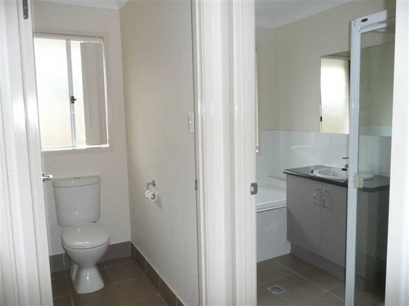 9 Kingair Road, Upper Coomera QLD 4209