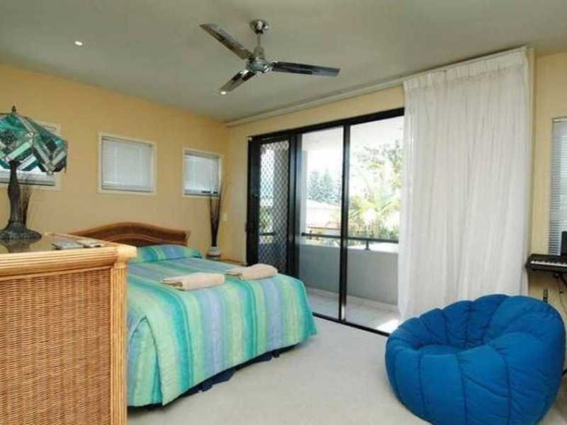 2/45 Paradise Island, Surfers Paradise QLD 4217