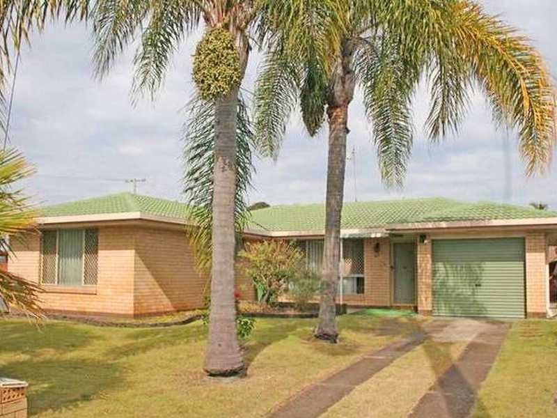 67 Mallawa Drive, Palm Beach QLD 4221
