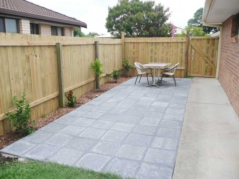 2/3 Hillstar Avenue, Burleigh Waters QLD 4220