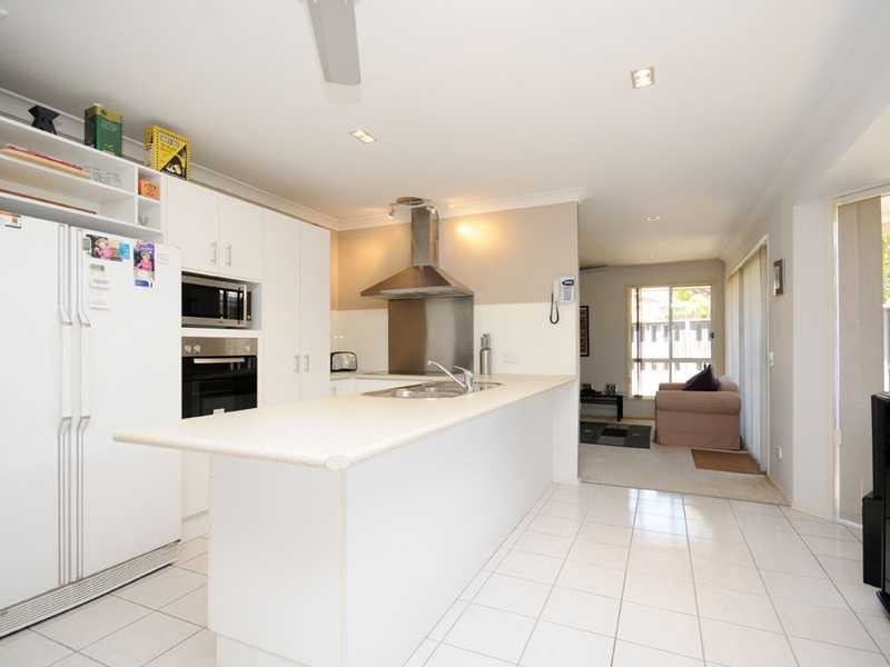 14 Lolita Court, Varsity Lakes QLD 4227