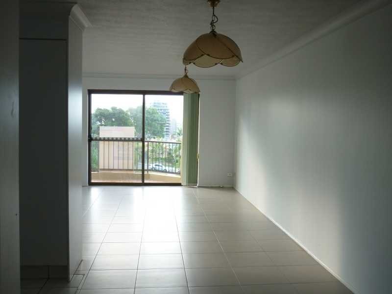 5/21 Hill Avenue, Burleigh Heads QLD 4220