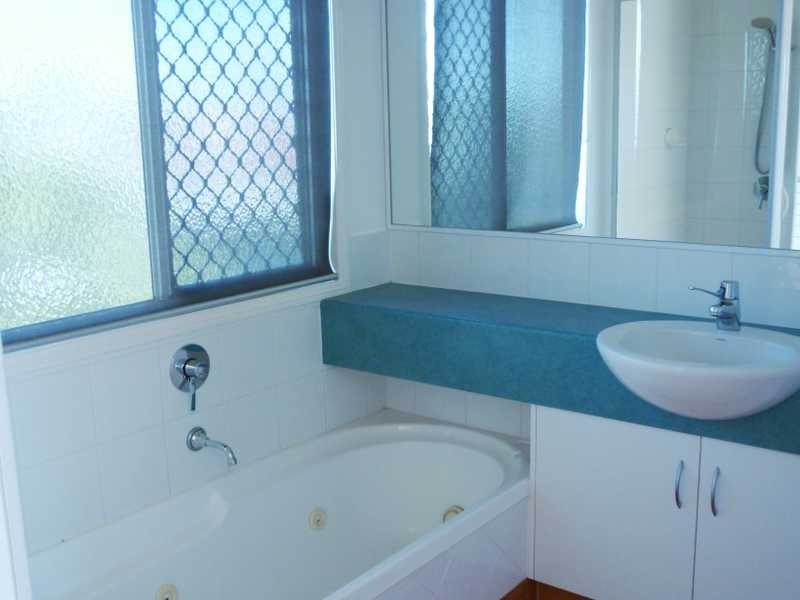 2/132 Sunshine Parade, Miami QLD 4220