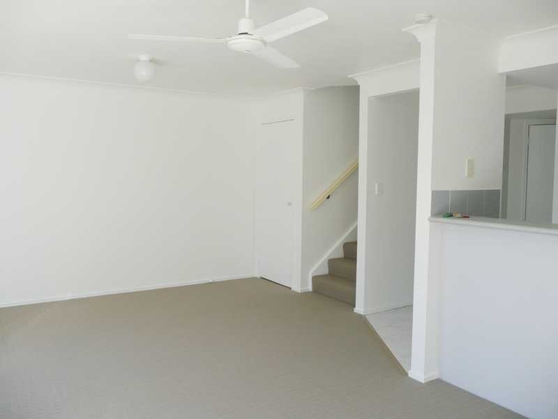 33/9 Harrier Drive, Burleigh Waters QLD 4220