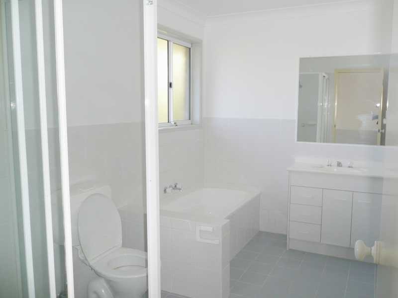 33/9 Harrier Drive, Burleigh Waters QLD 4220