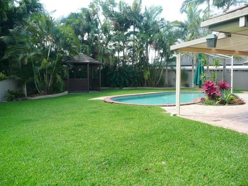 62 Kawana Court, Ashmore QLD 4214