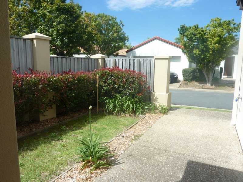 57a/64 Gilston Road, Nerang QLD 4211