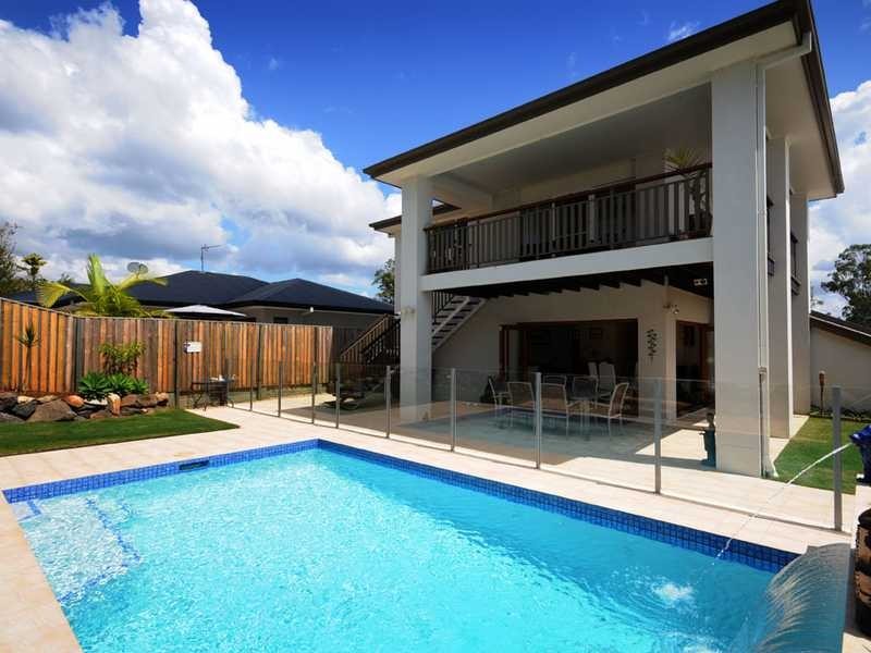 11 Frog Rock Crescent, Reedy Creek QLD 4227