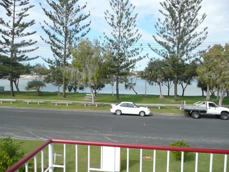 29 Awoonga Ave, Burleigh Heads QLD 4220