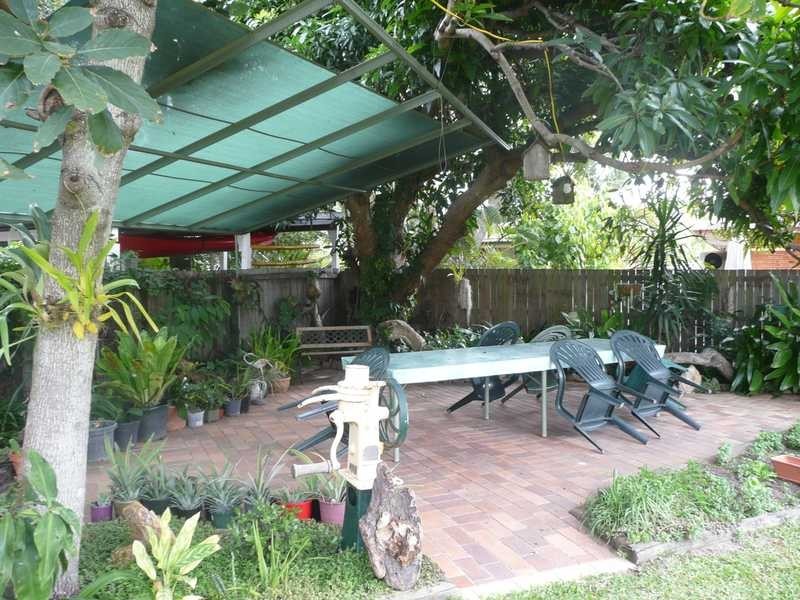29 Awoonga Ave, Burleigh Heads QLD 4220