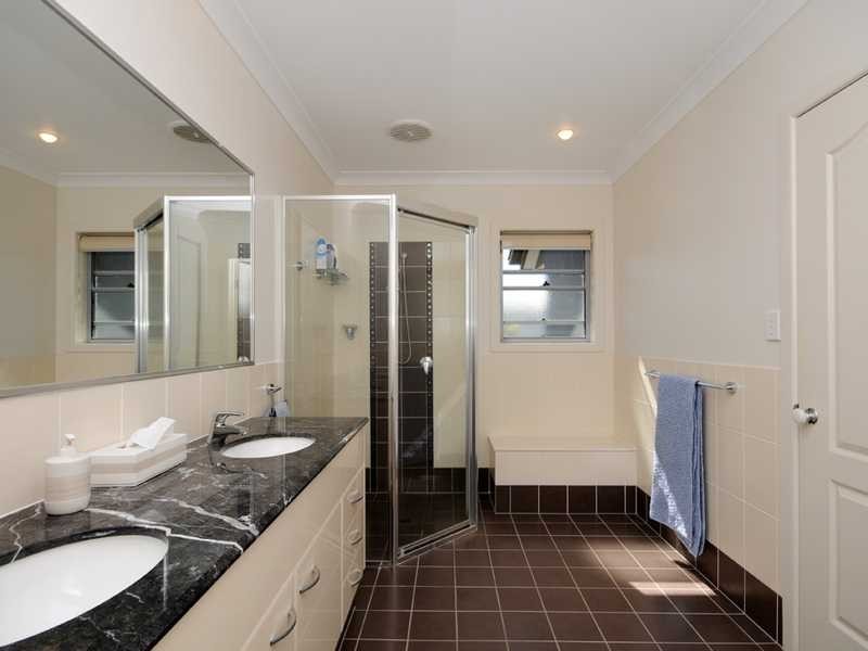 28 Barton Street, Reedy Creek QLD 4227