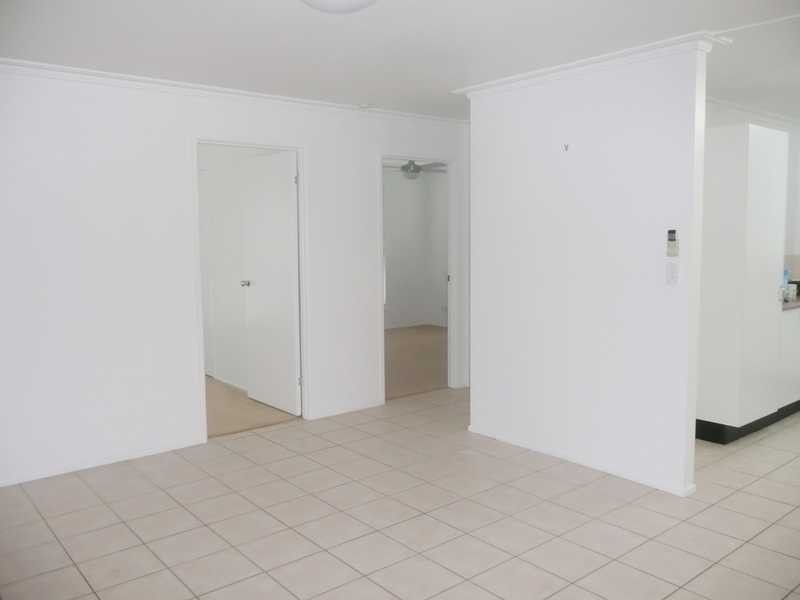 1/6 Cantwell Court, Miami QLD 4220