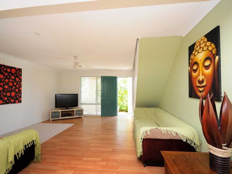 4/2 Ridgevista Court, Reedy Creek QLD 4227