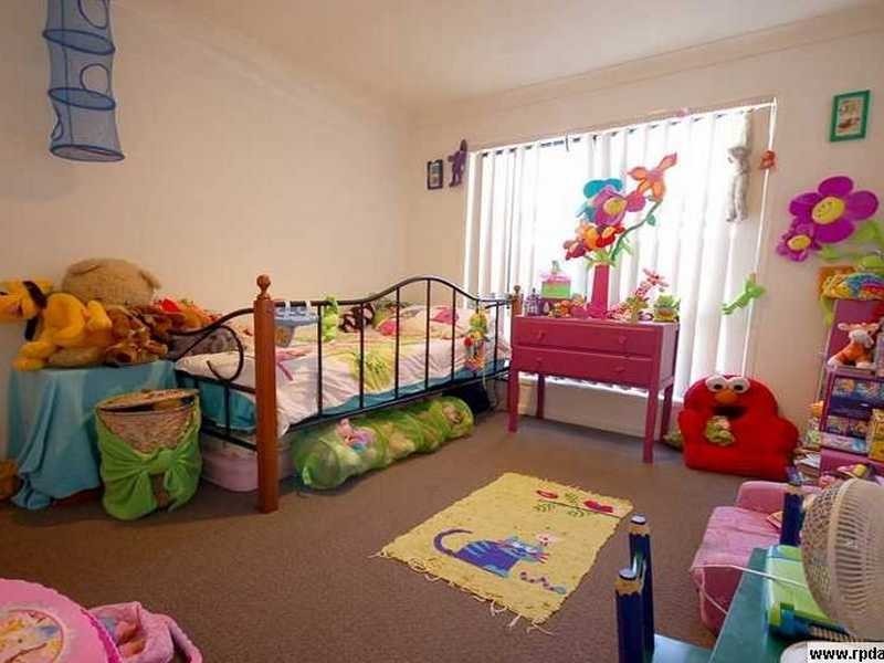 79 Seville Cct, Burleigh Waters QLD 4220