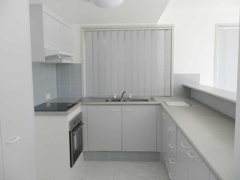 33/9 Harrier Drive, Burleigh Waters QLD 4220