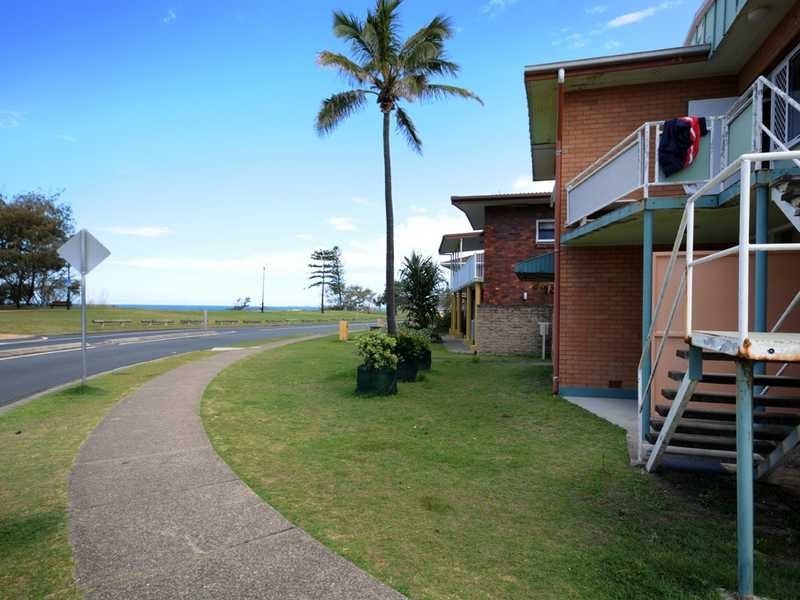 1/144 Marine Parade, Miami QLD 4220