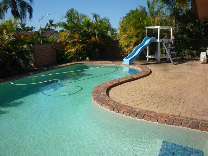 1 Matipo Place, Palm Beach QLD 4221