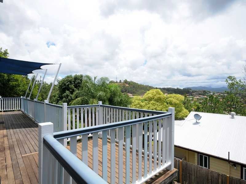 55 Jarrahdale Dr, Elanora QLD 4221