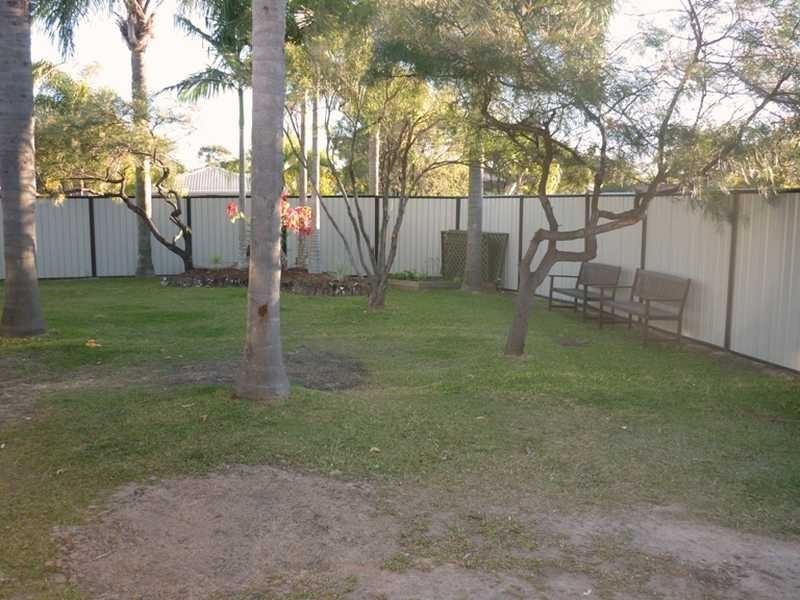 1A Twin Oaks Place, Varsity Lakes QLD 4227