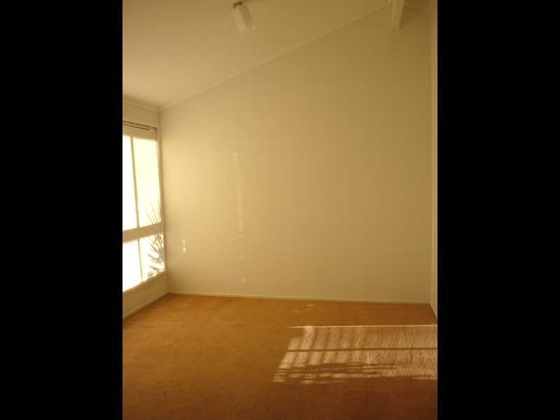 1A Twin Oaks Place, Varsity Lakes QLD 4227