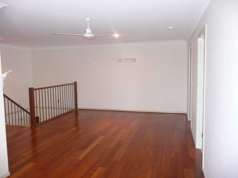 1/3 Marciana Crescent, Varsity Lakes QLD 4227