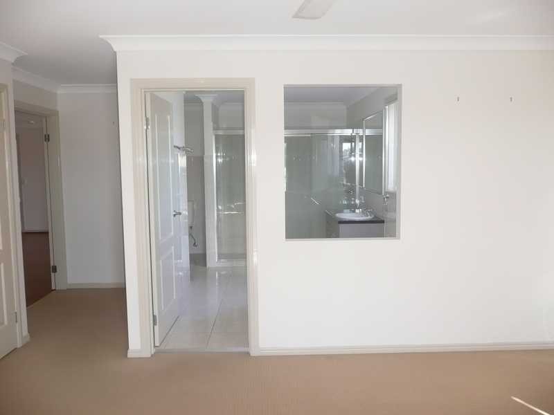 1/3 Marciana Crescent, Varsity Lakes QLD 4227