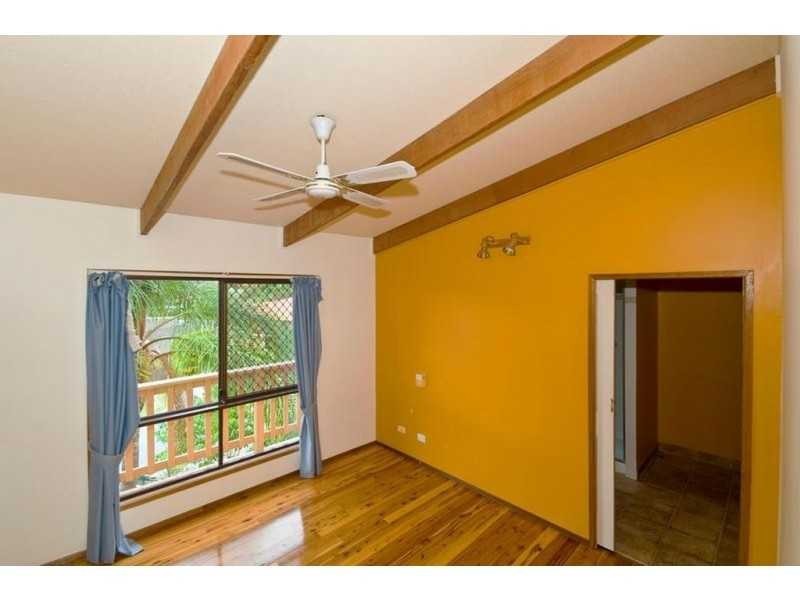 22 Bronzewing Close, Elanora QLD 4221